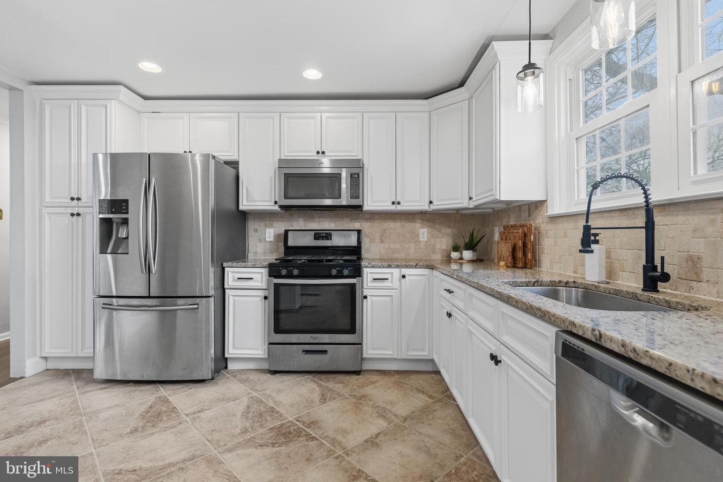 1405 W Church Road photo 12
