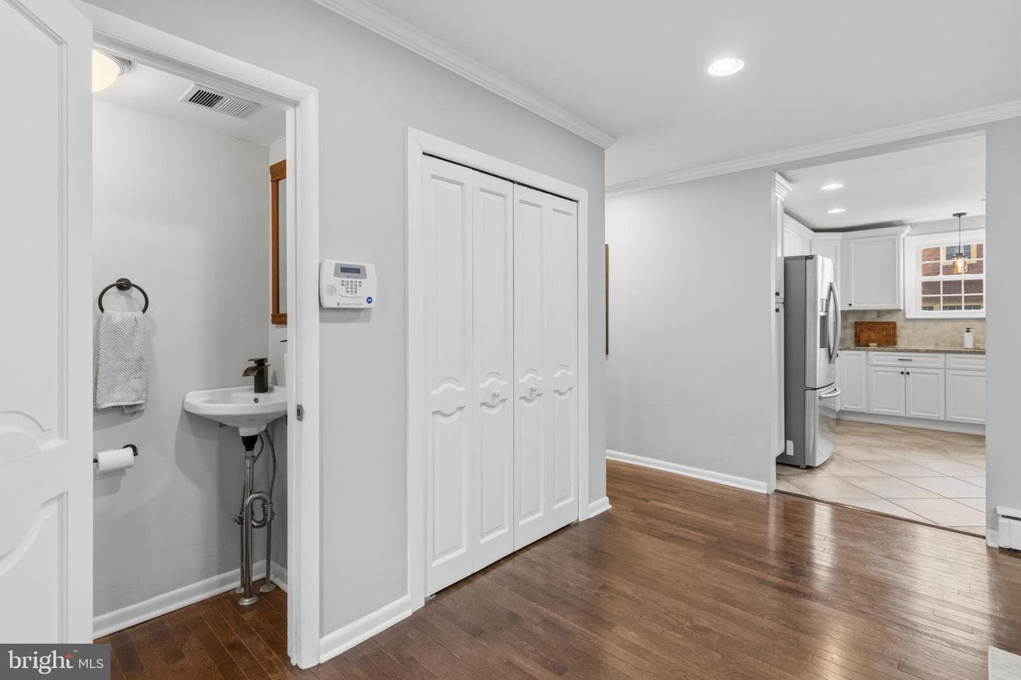 1405 W Church Road photo 15
