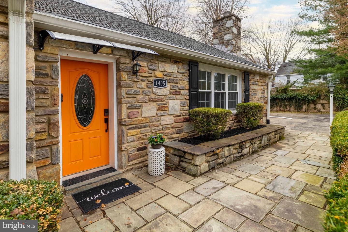 1405 W Church Road photo 2