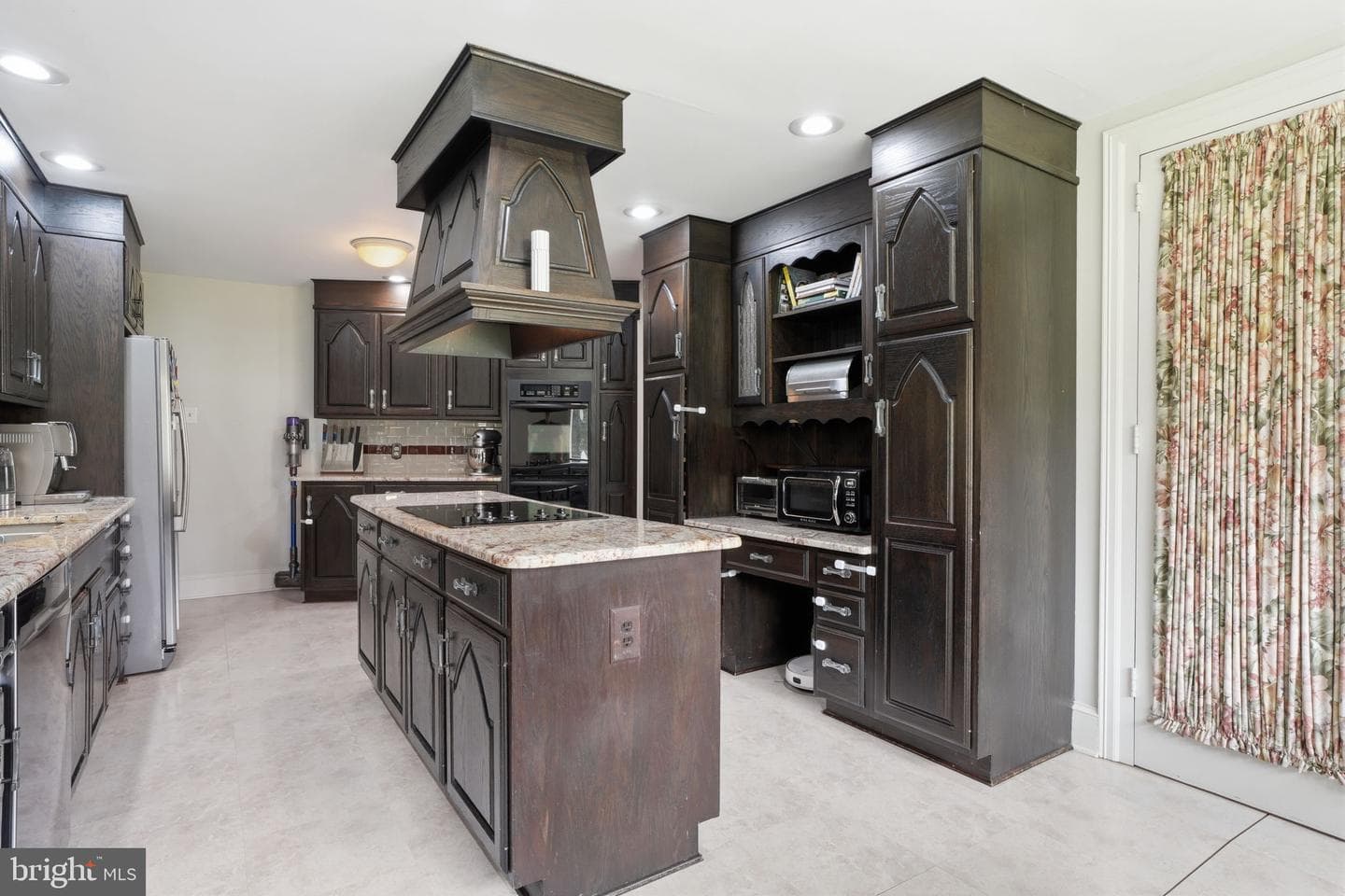 448 Moredon Road photo 13