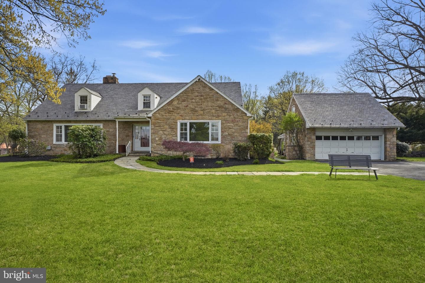 448 Moredon Road photo 62