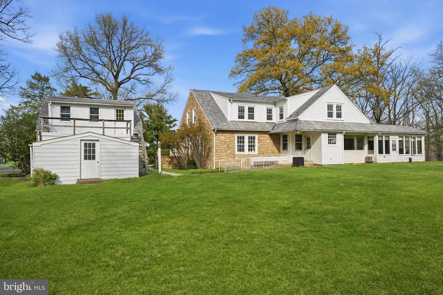 448 Moredon Road photo 63