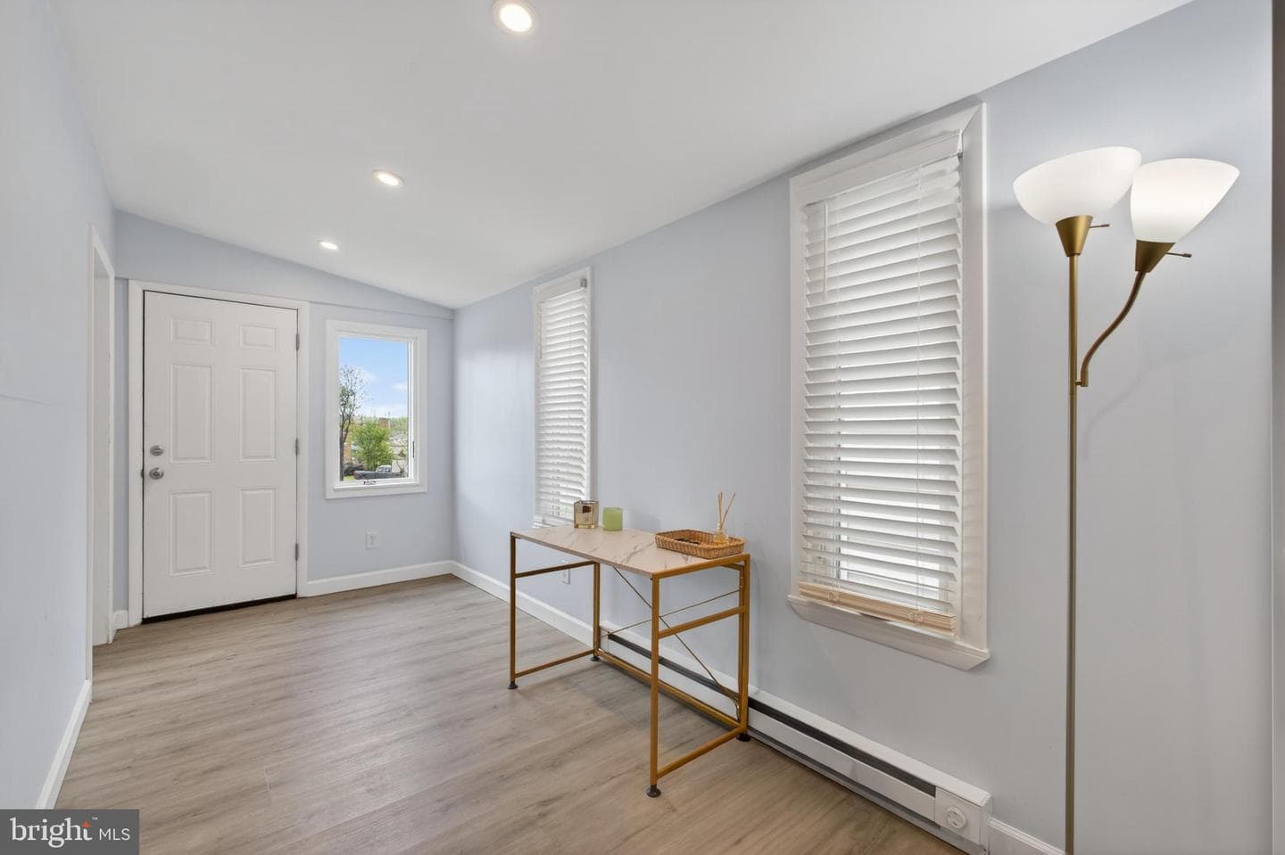 890 South Street photo 12
