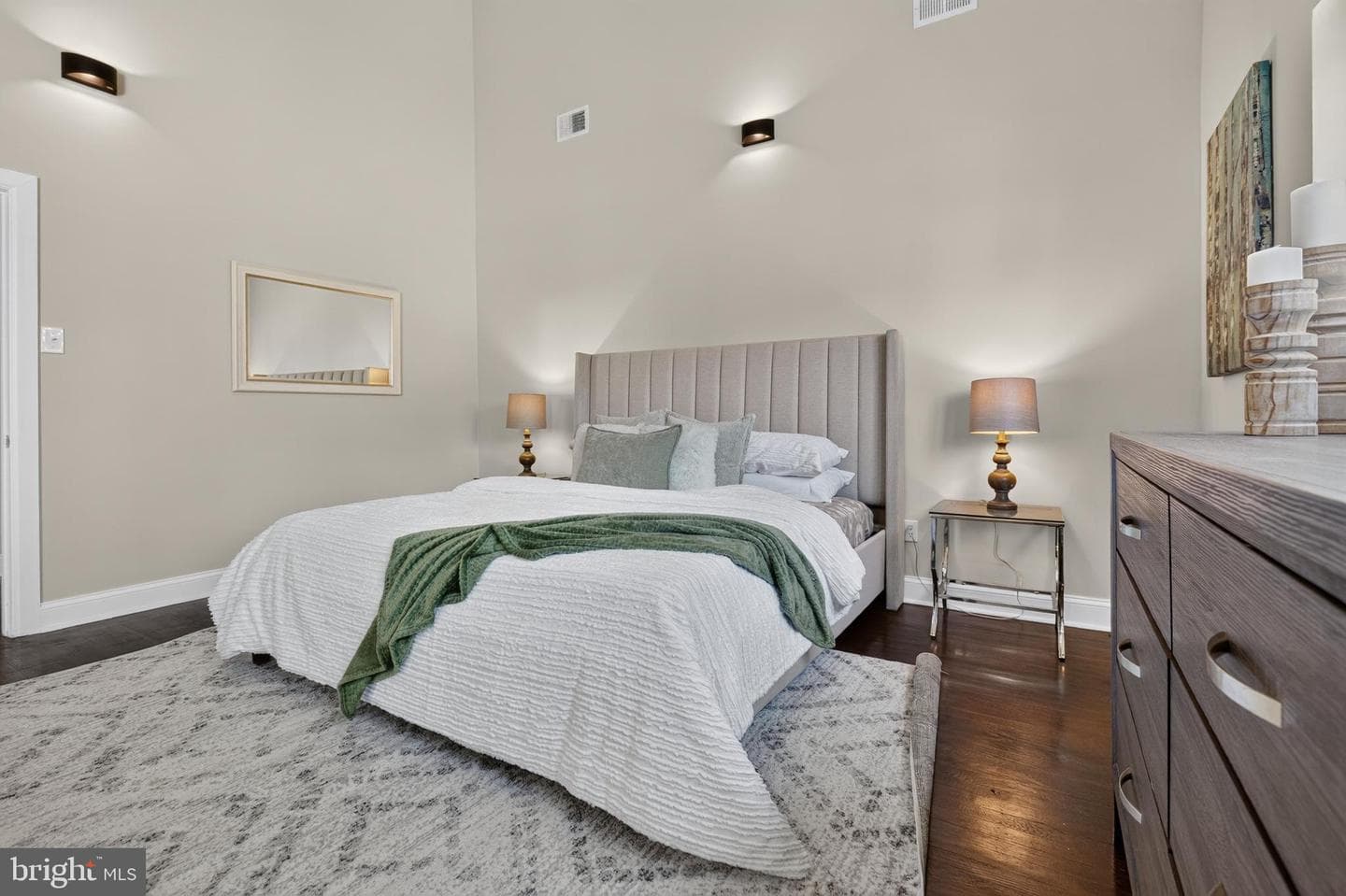 1011 Stanford Drive photo 25
