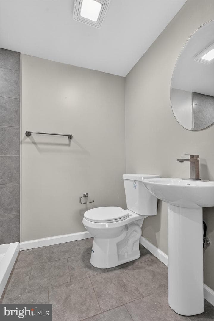 1011 Stanford Drive photo 40