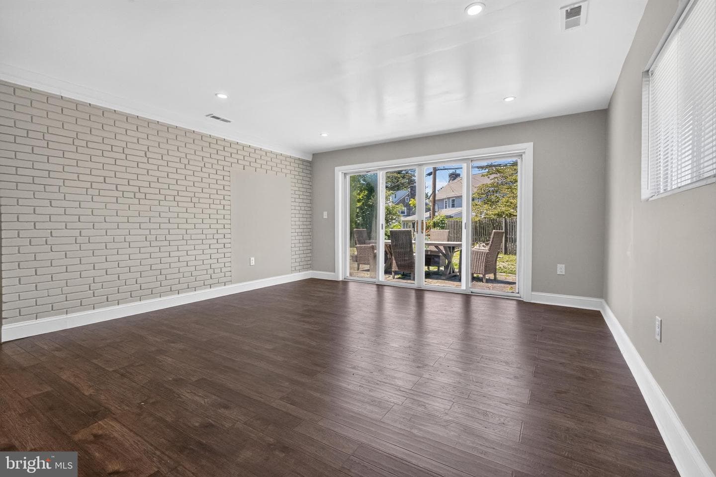 1011 Stanford Drive photo 43