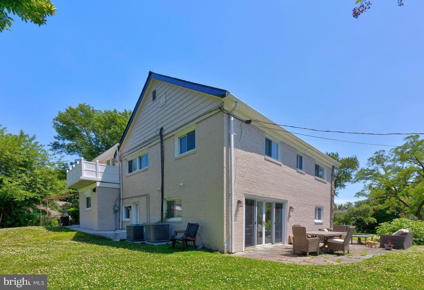1011 Stanford Drive photo 50