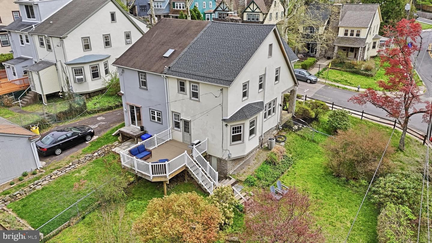 855 Elkins Avenue photo 3