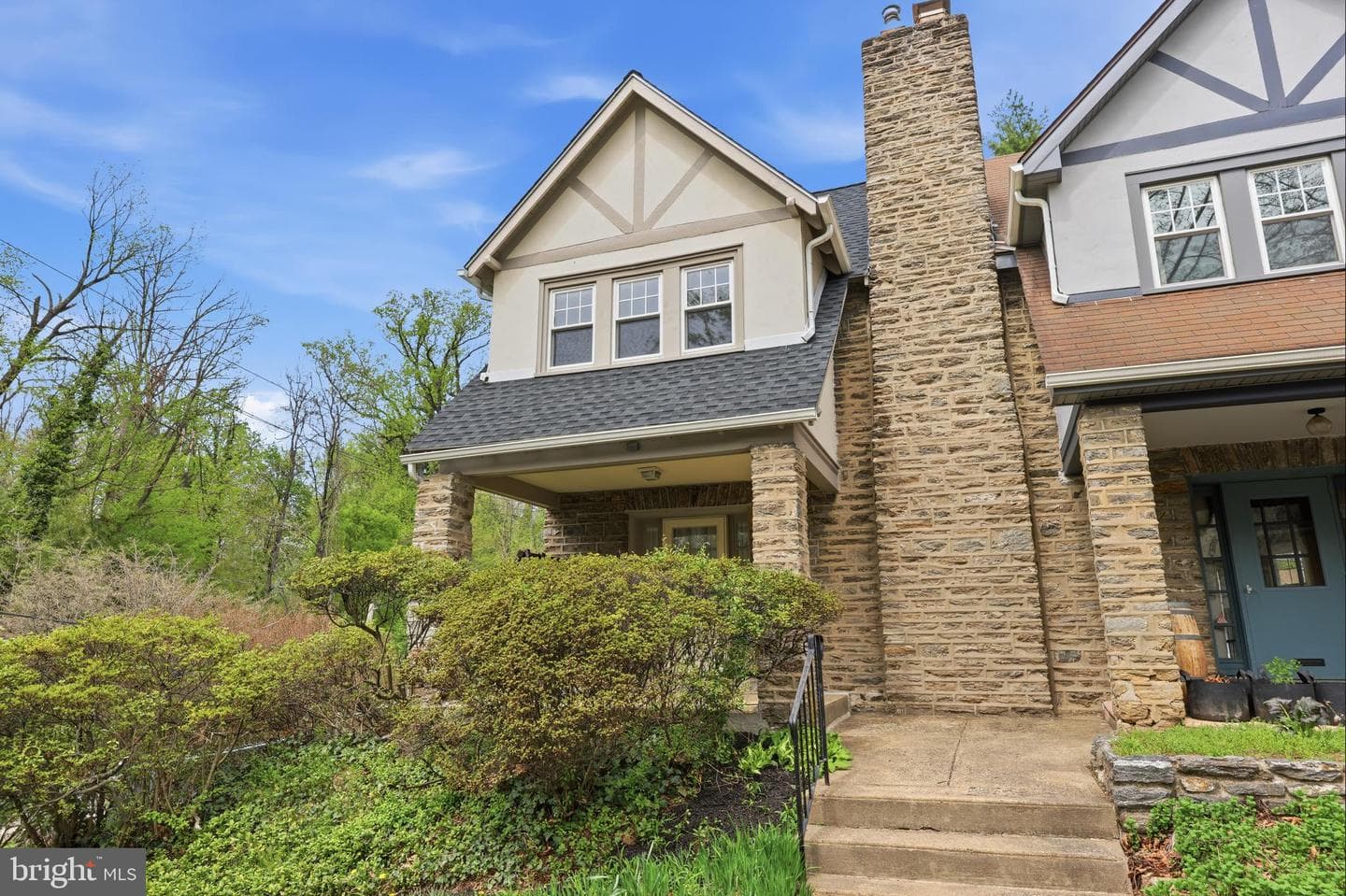 855 Elkins Avenue photo 4