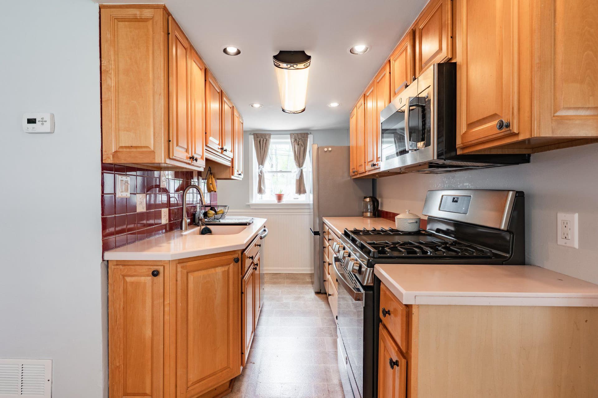 464 N Tyson Avenue photo 9