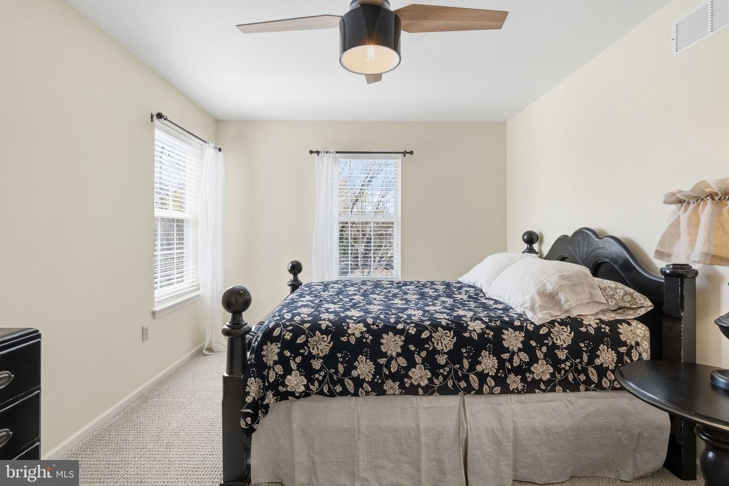 4372 Annandale Drive photo 38