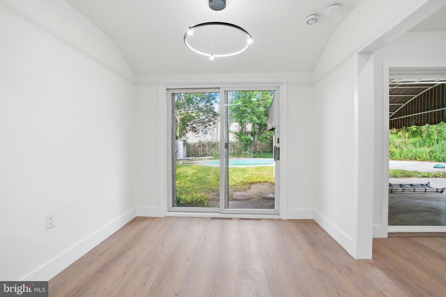 7931 Jenkintown Road photo 20