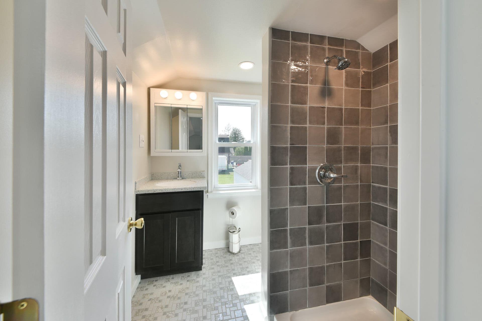 134 Shelmire Street photo 23