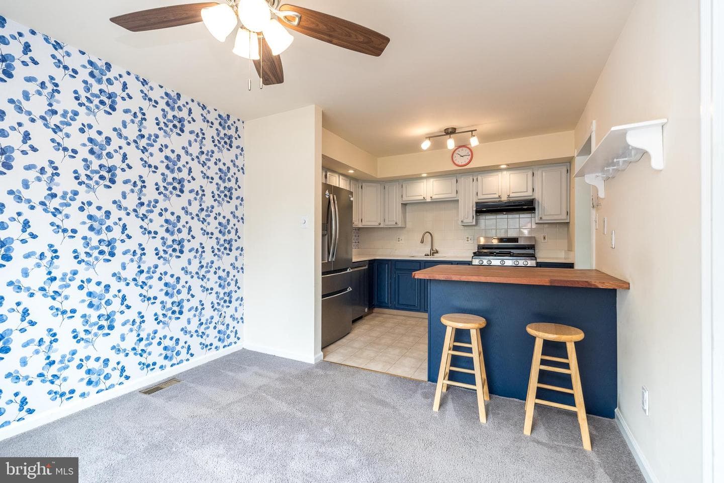 177 Seckel Court photo 14