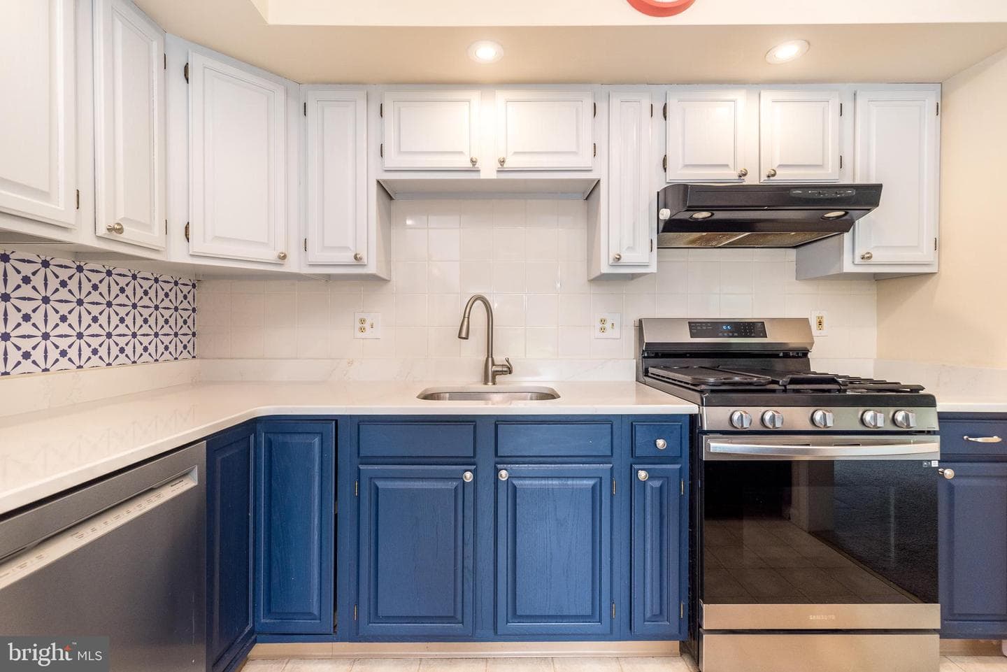 177 Seckel Court photo 17