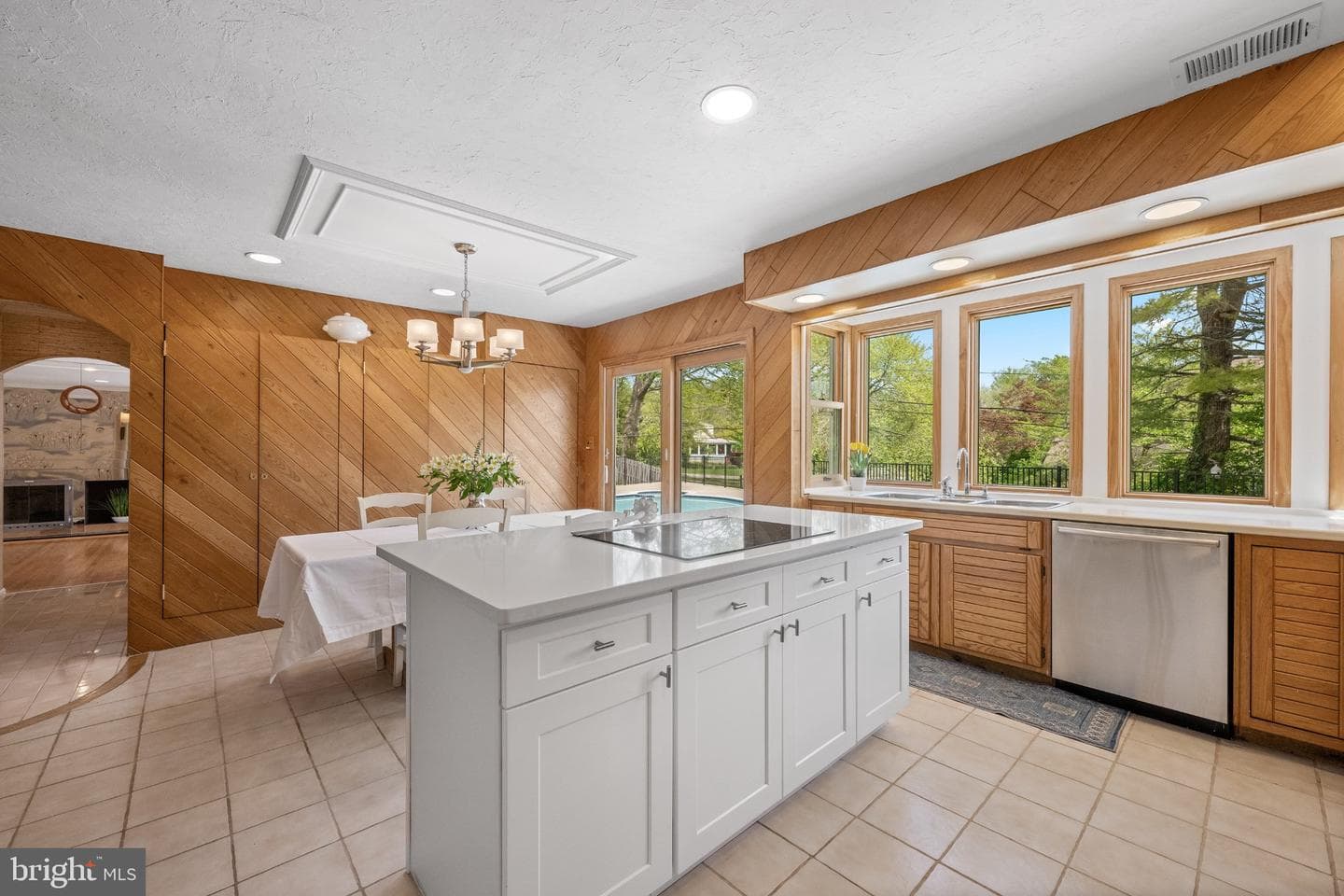 296 Barwynne Road photo 14