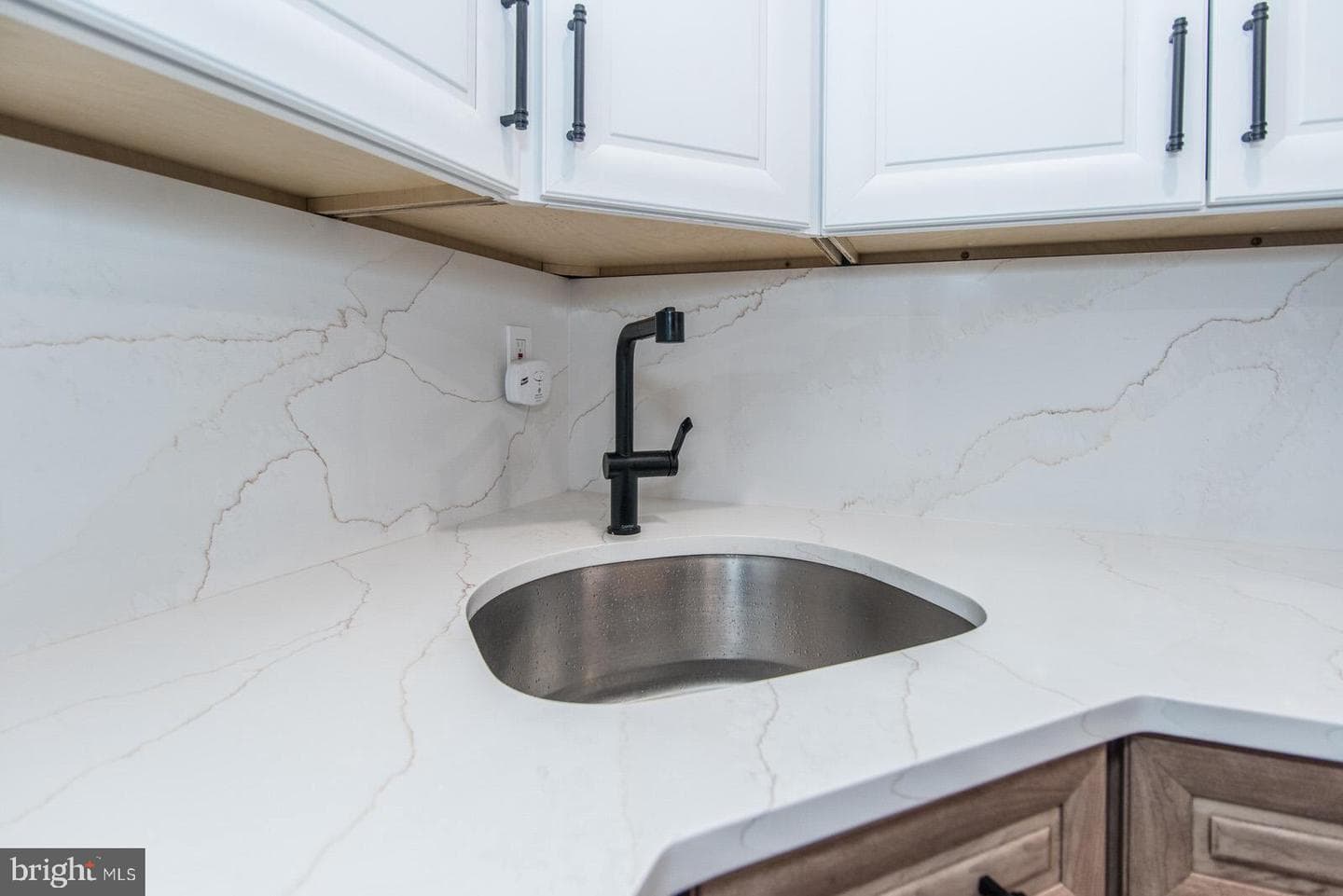3278 Oak Road photo 13