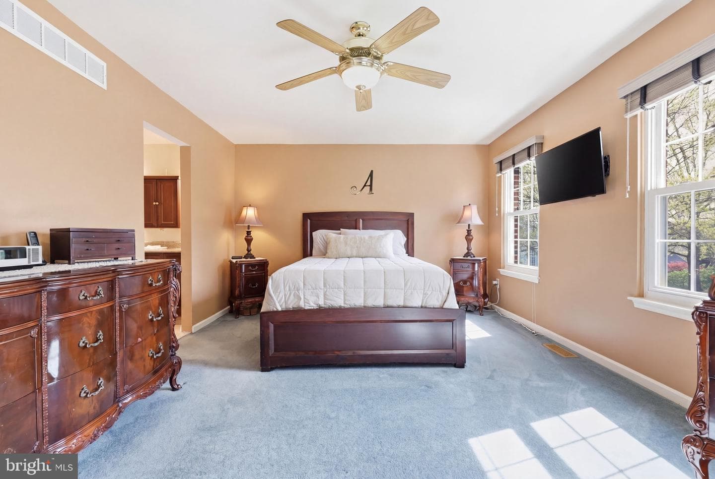 327 Abbey Lane photo 25