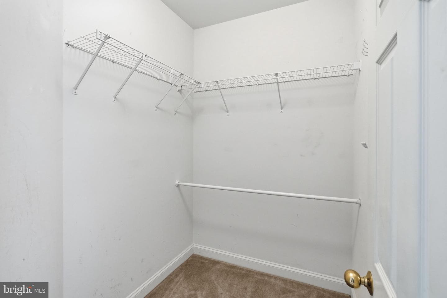 705 E Kennedy Road photo 13