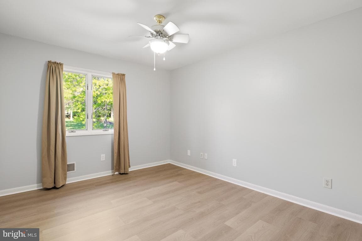 4908 Martha Lane photo 26