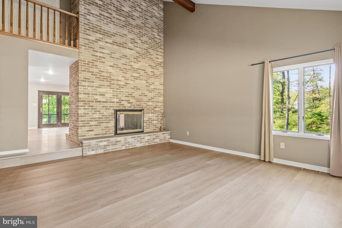 4908 Martha Lane photo 4