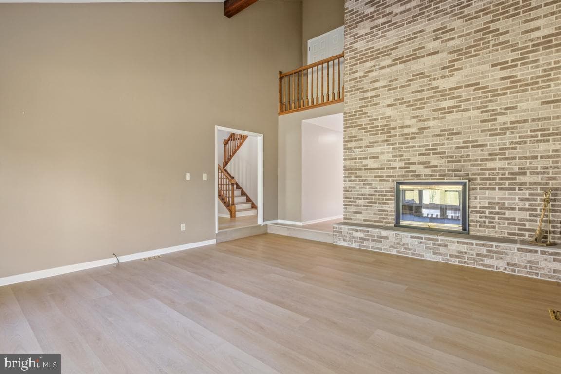 4908 Martha Lane photo 5