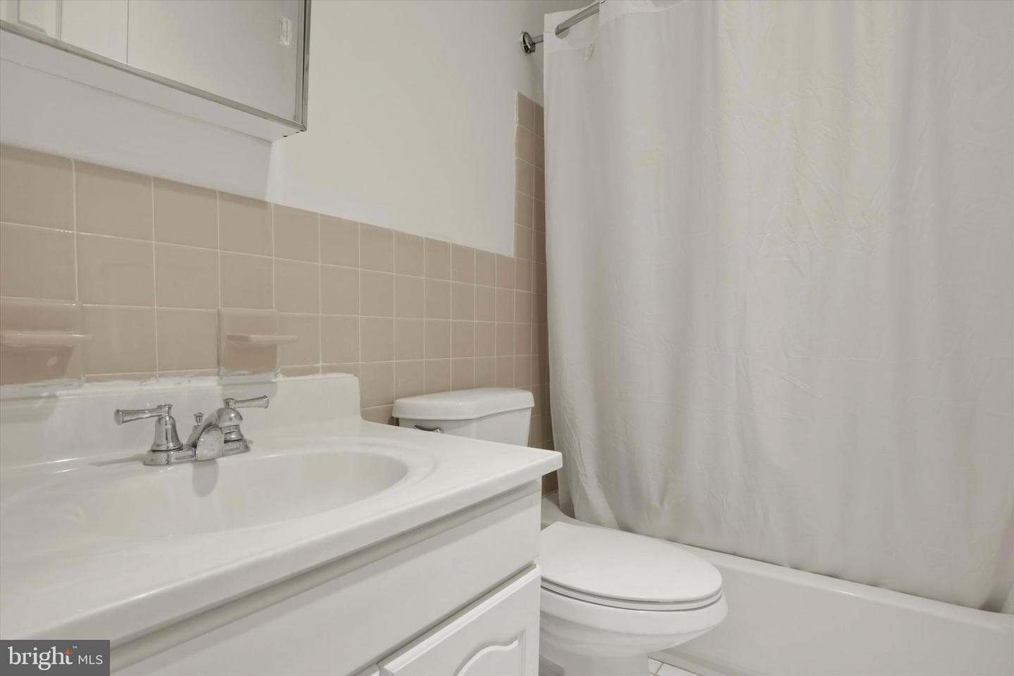 32 Coventry Court #111 U-32 photo 15