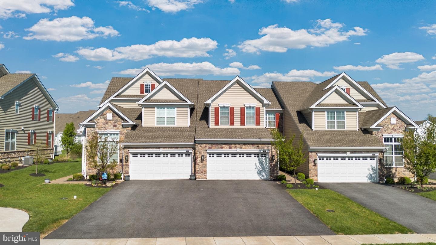 603 Shenandoah Drive photo 2
