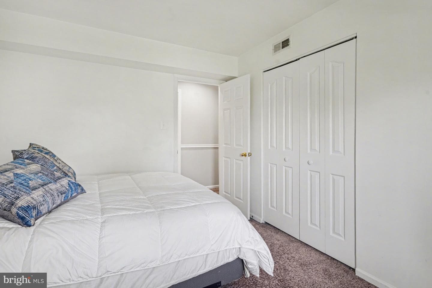 806 Foxmeadow Drive #condo 806 photo 24