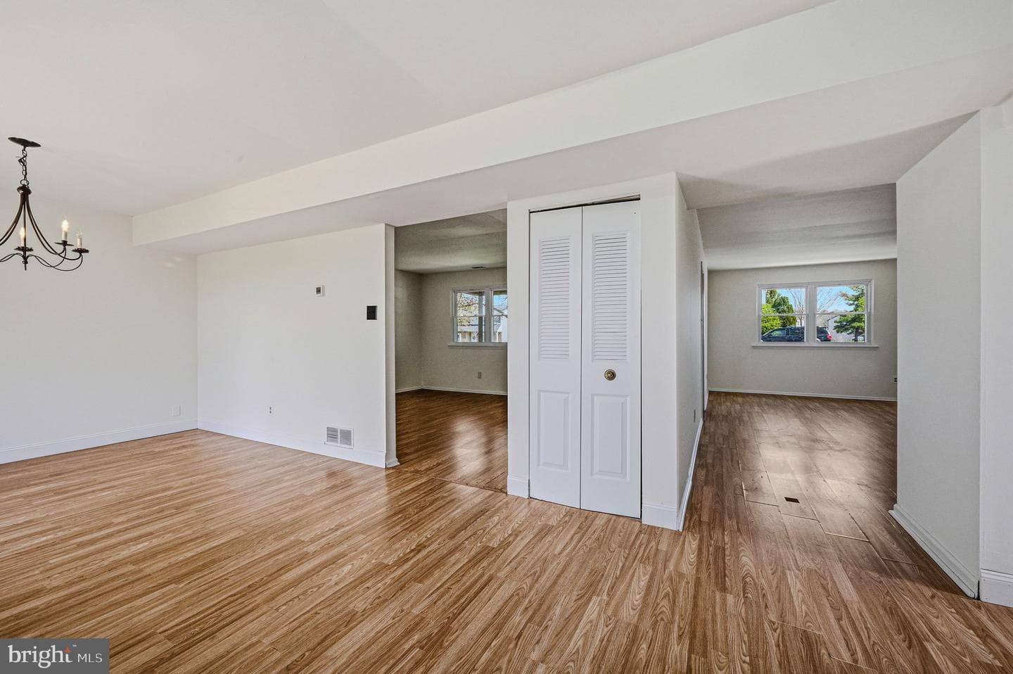 140 Wildflower Drive photo 11