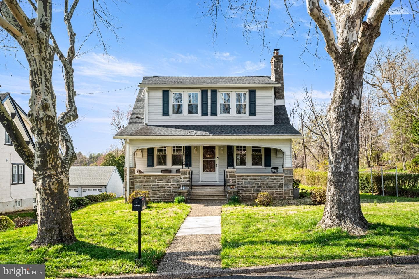 148 Holme Avenue photo 1