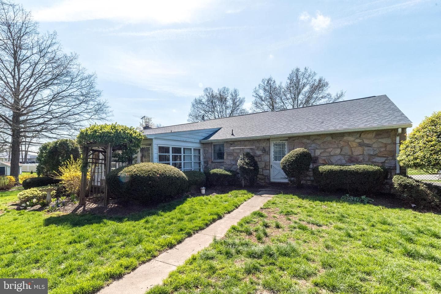 33 Onyx Lane photo 40