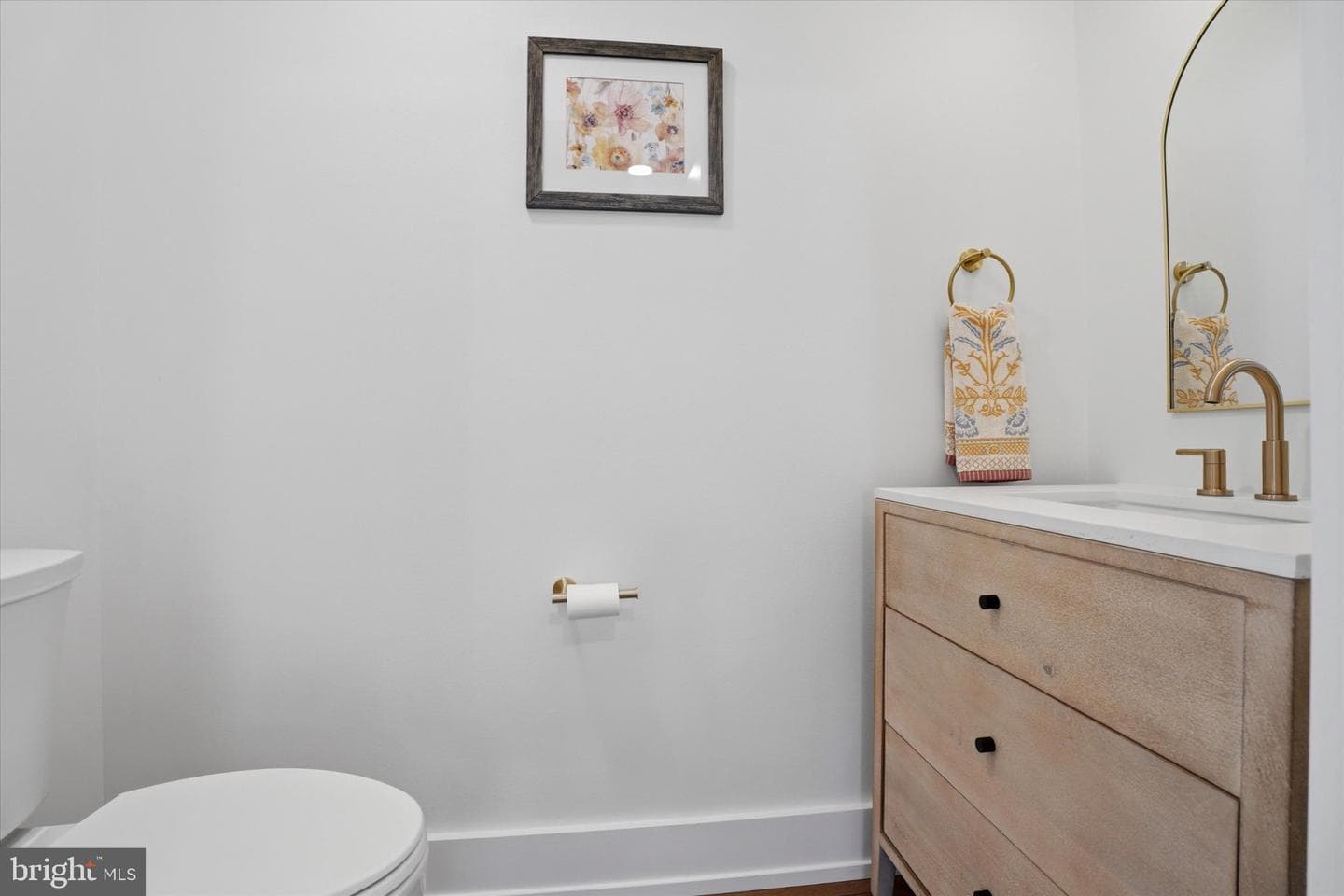 425 Grove Place photo 20