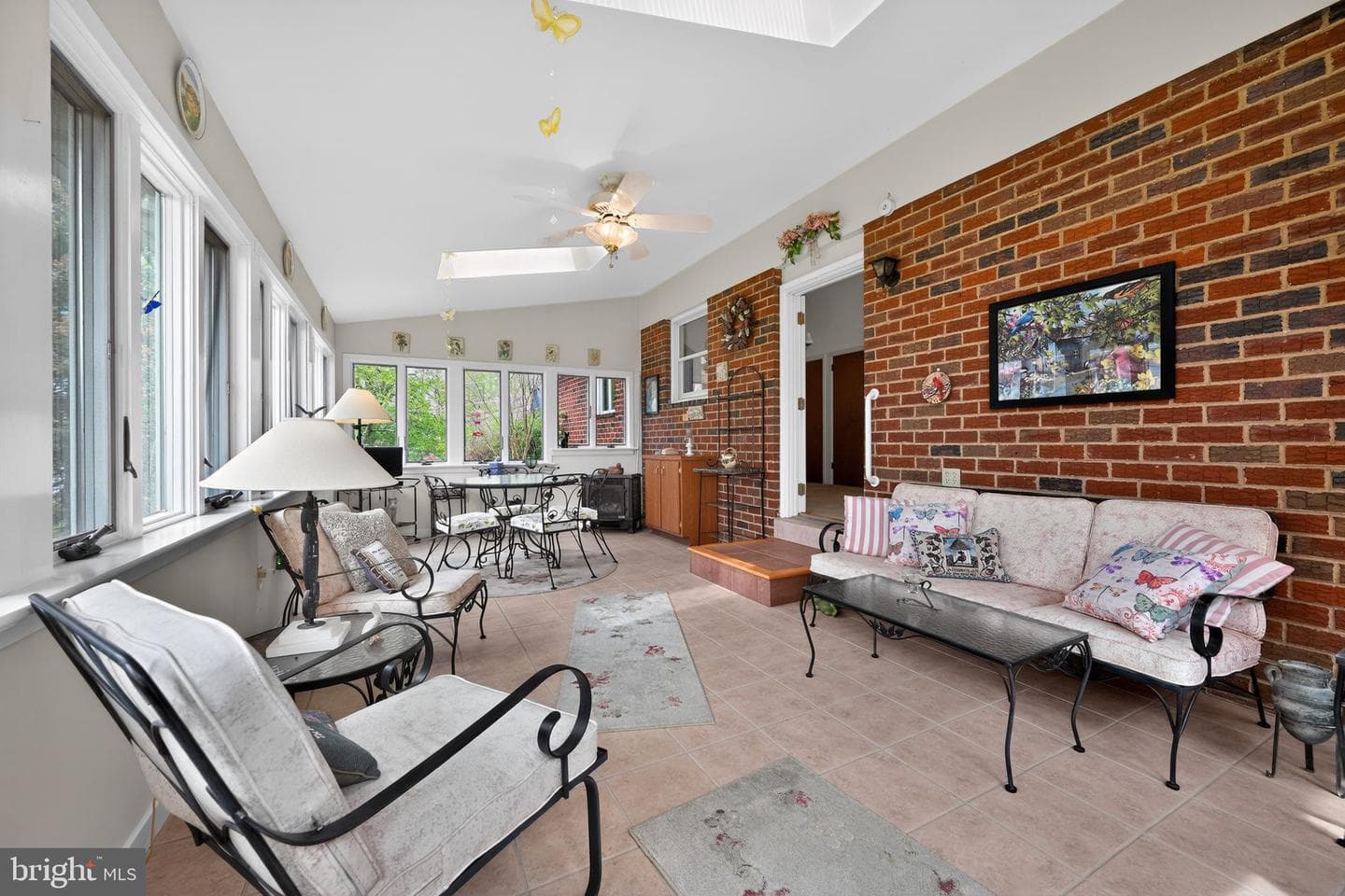 50 Ivy Lane photo 12
