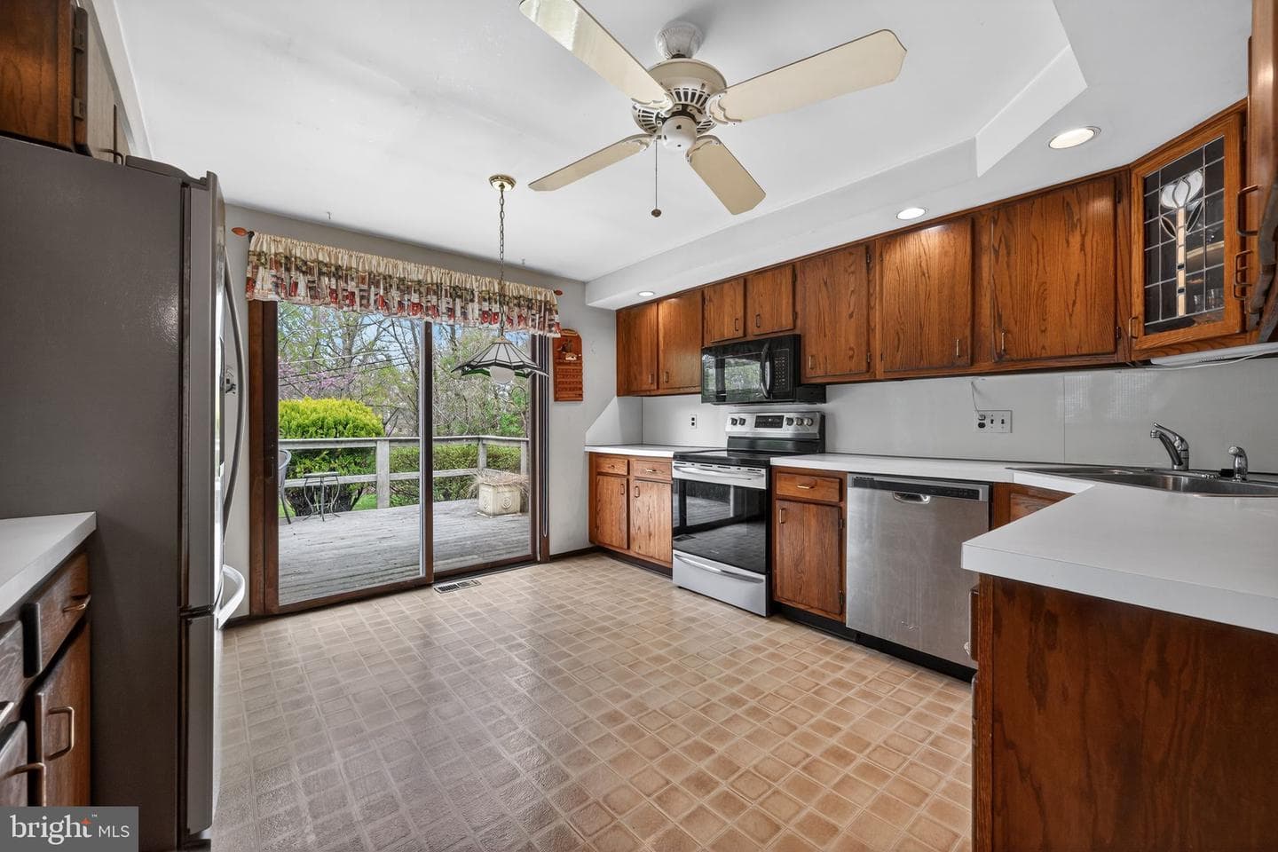 50 Ivy Lane photo 9