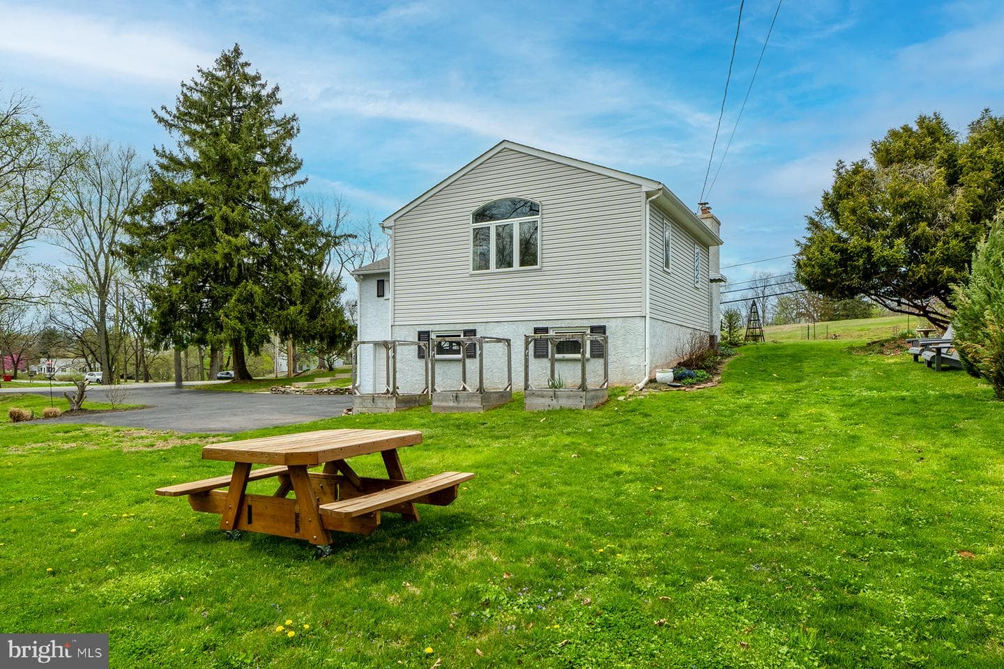 338 Collegeville Road photo 4
