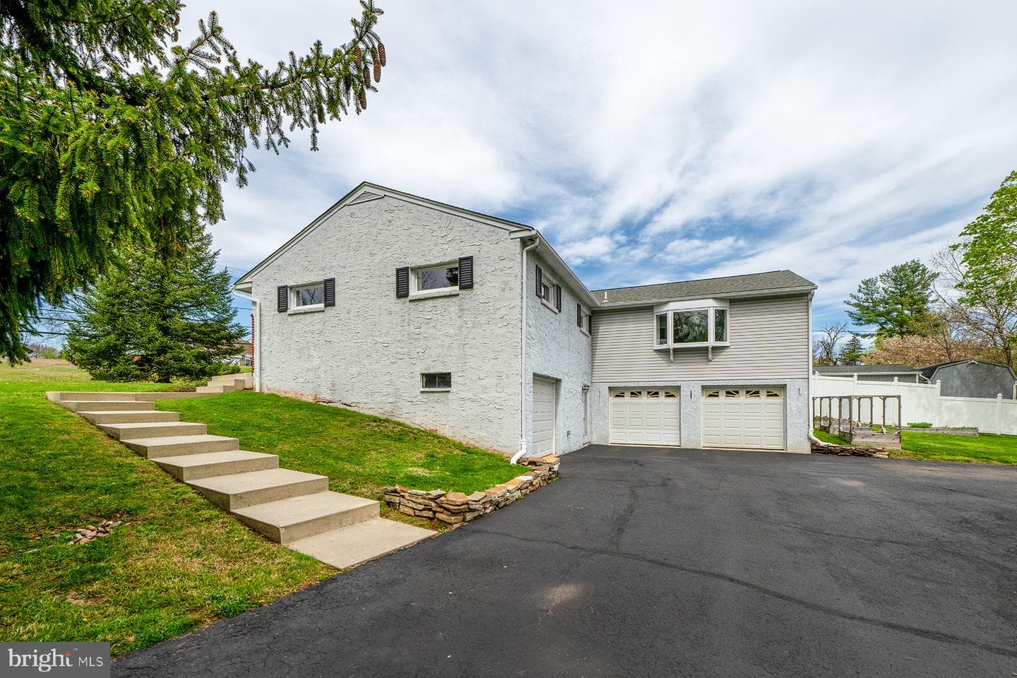 338 Collegeville Road photo 5