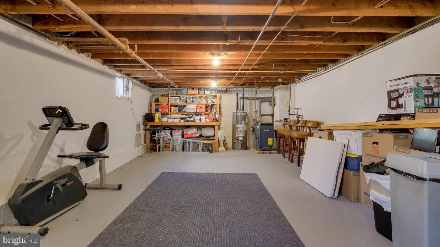 411 W 10th Avenue photo 24
