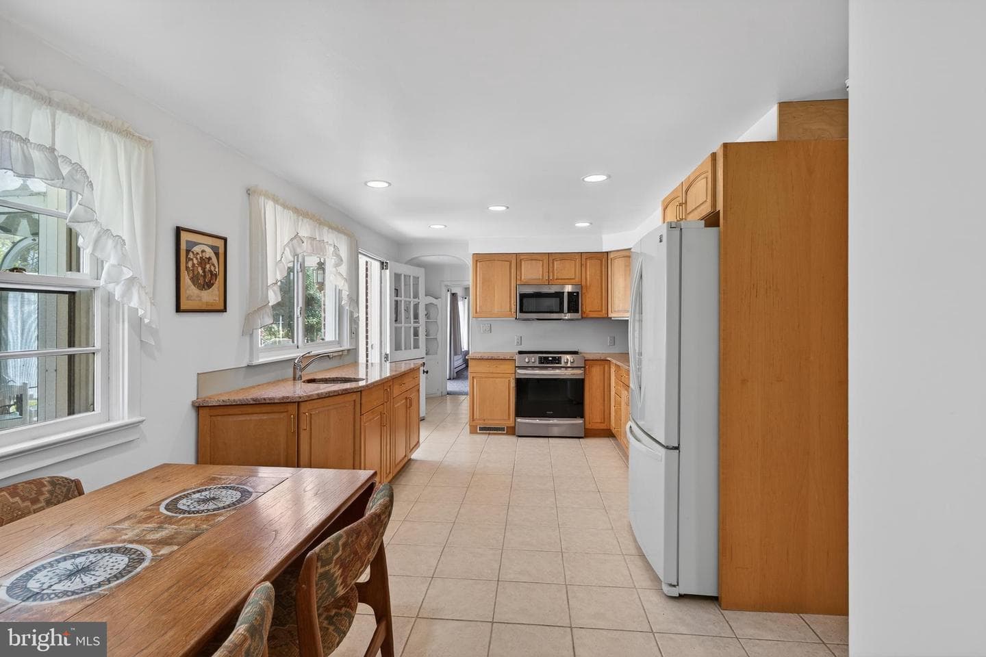 1702 Pemberton Road photo 23