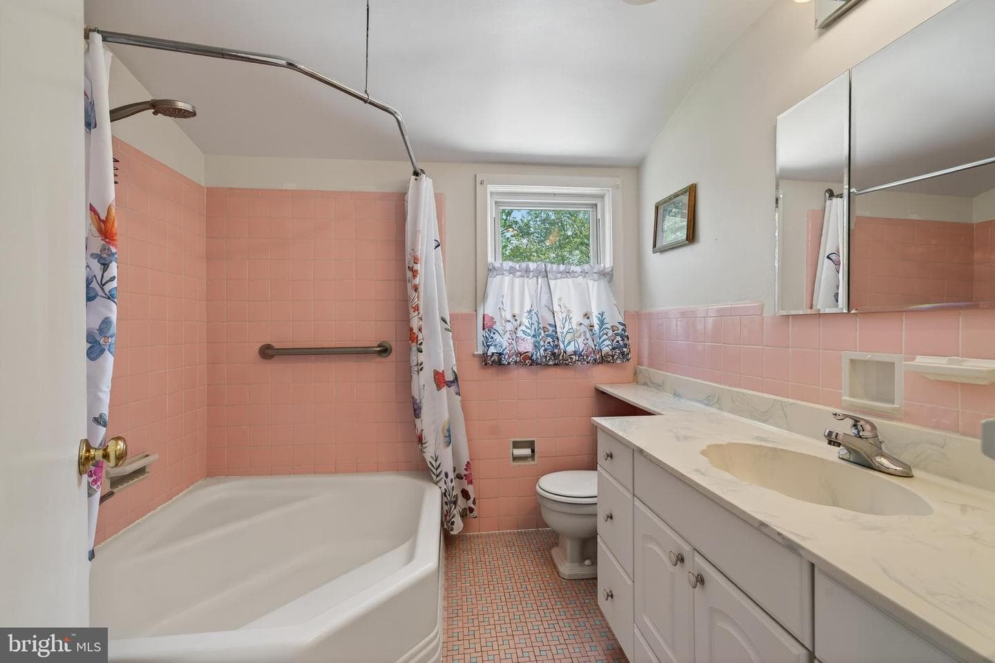 1702 Pemberton Road photo 45