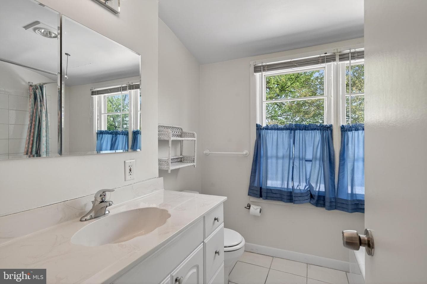 1702 Pemberton Road photo 50