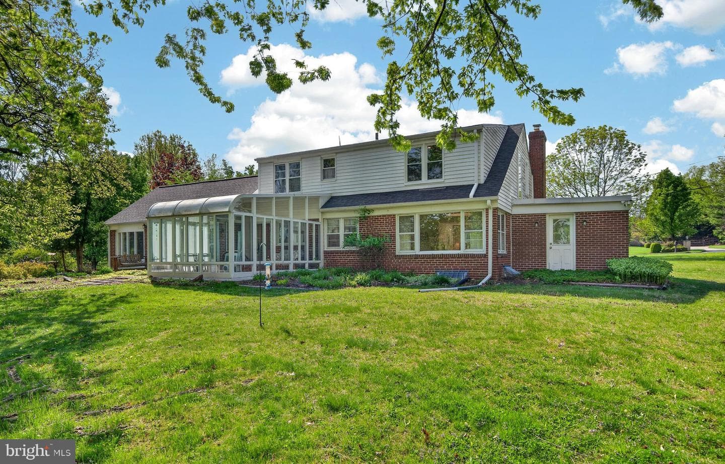 1702 Pemberton Road photo 67