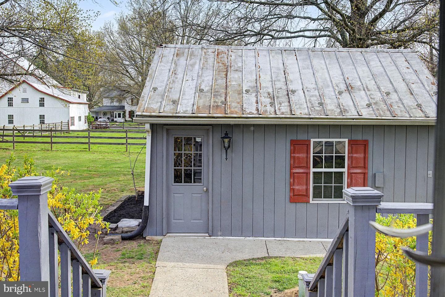 1261 Snyder Road photo 44