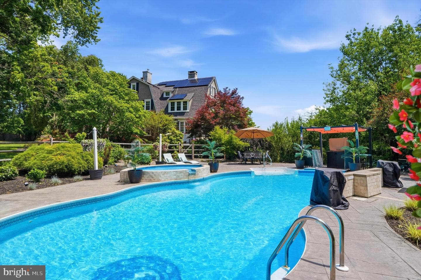 917 Dekalb Pike, Ambler
