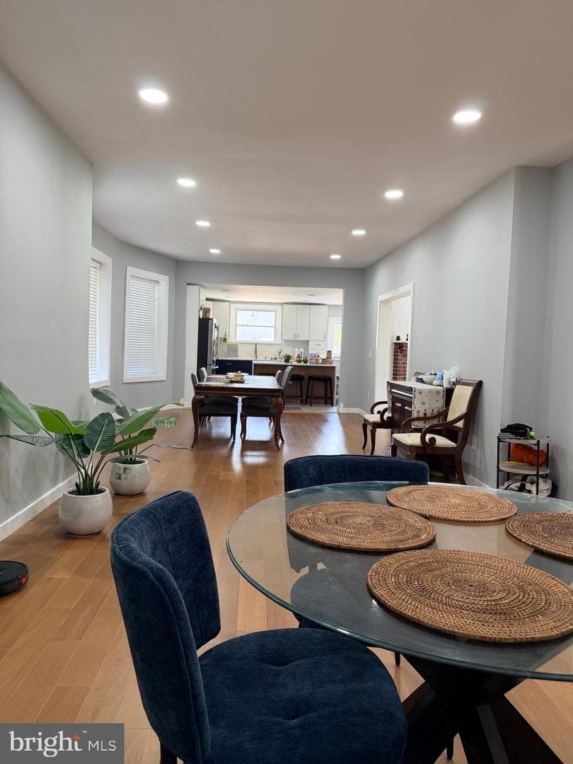 123 Bryn Mawr Avenue photo 17