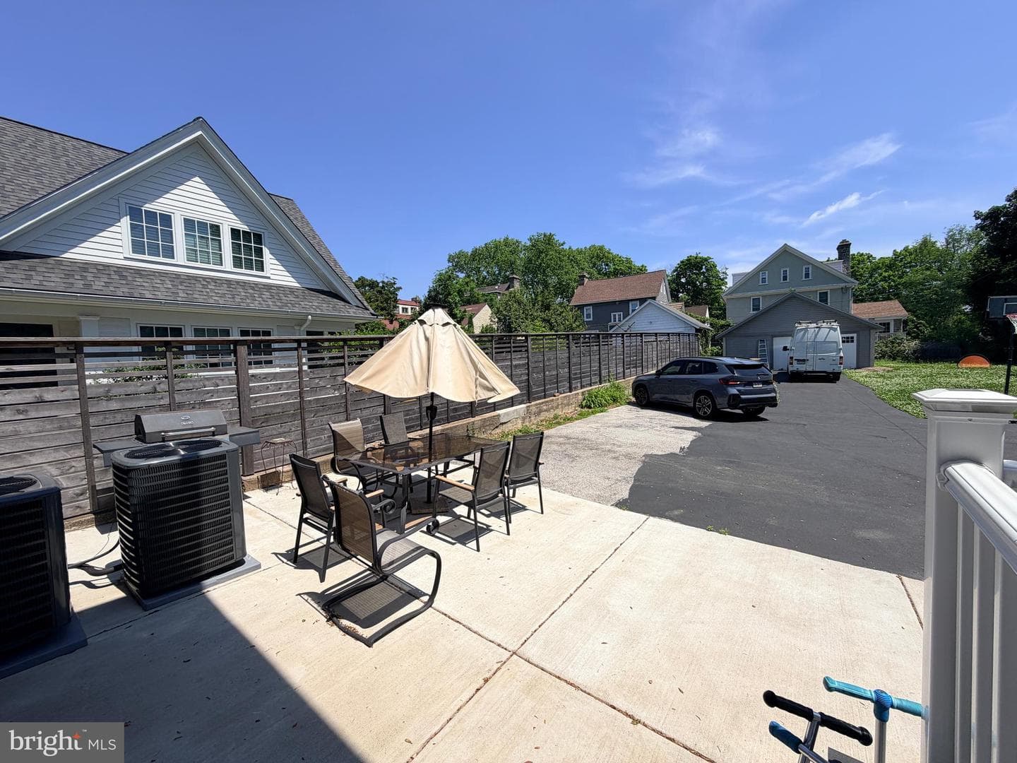 123 Bryn Mawr Avenue photo 27