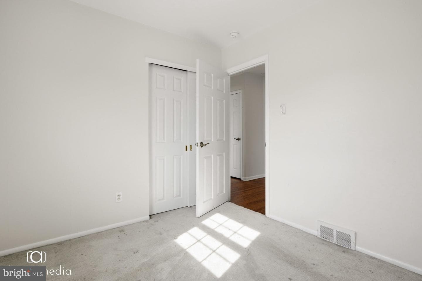 516 Norma Lane photo 18