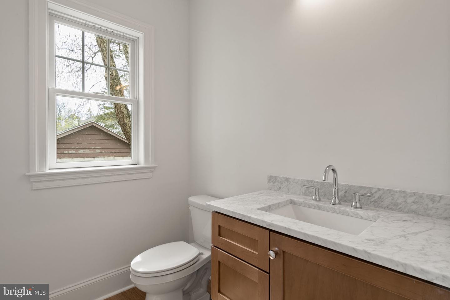 13 Elmwood Avenue photo 34