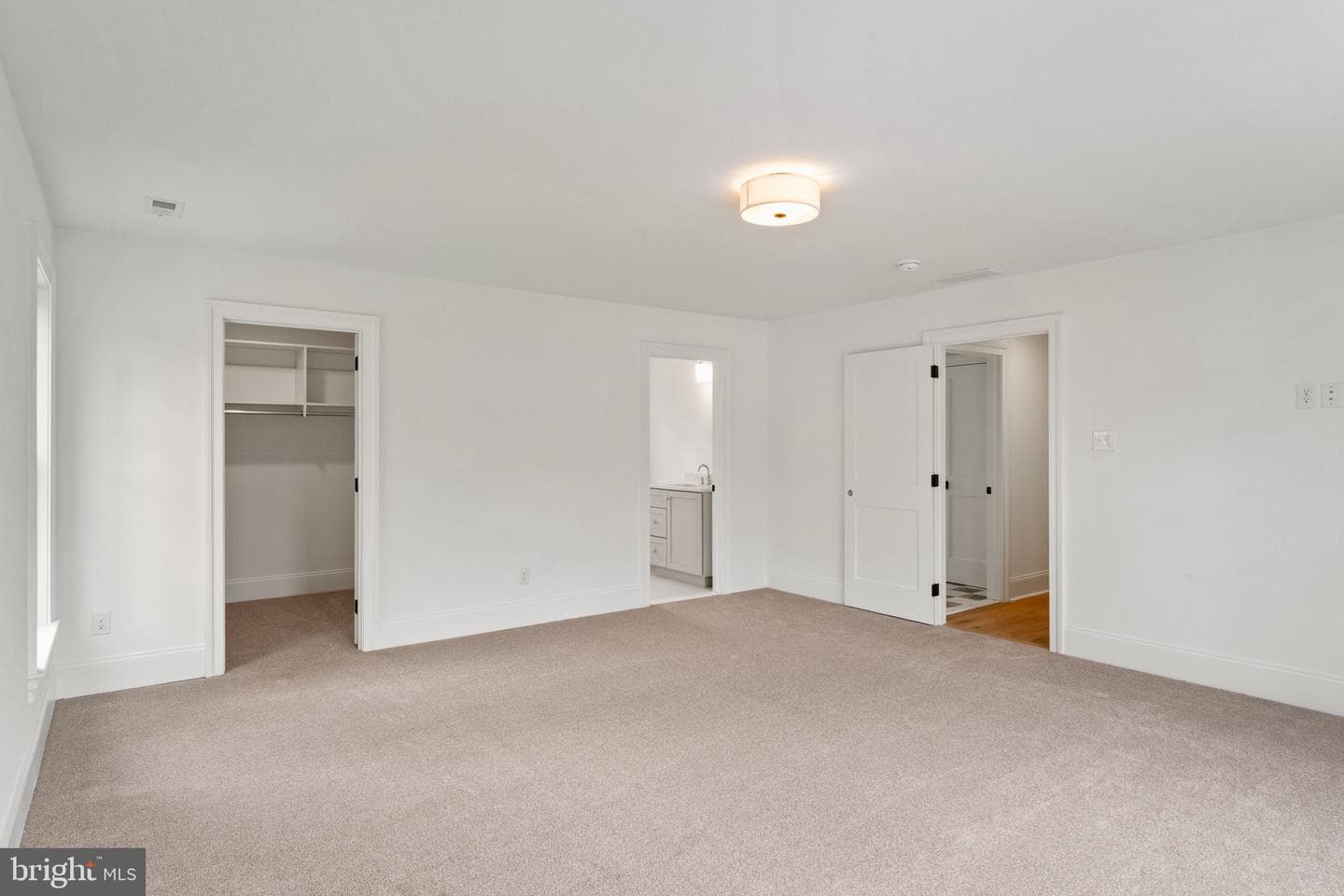 13 Elmwood Avenue photo 56