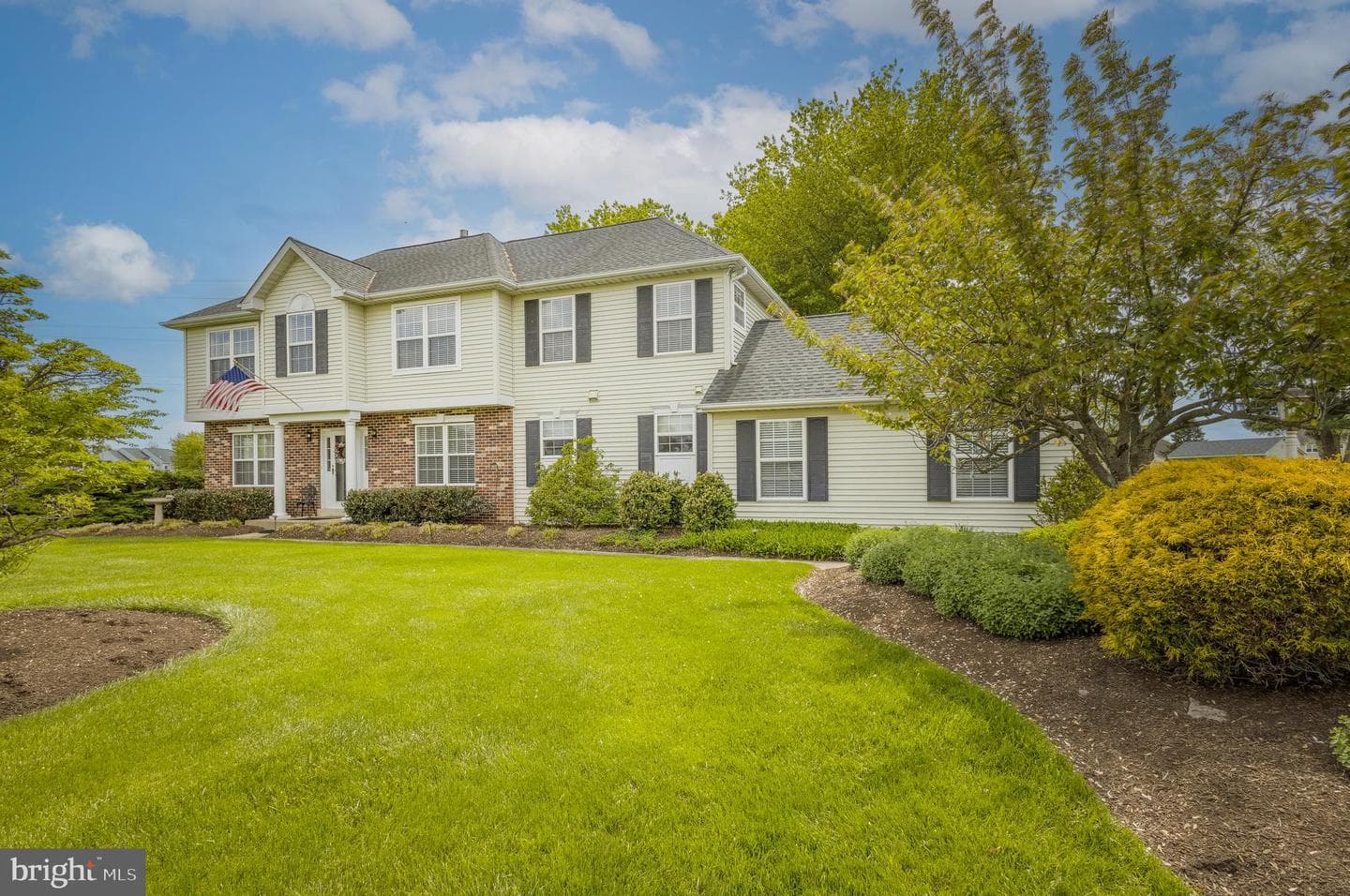 723 Gregory Drive photo 1